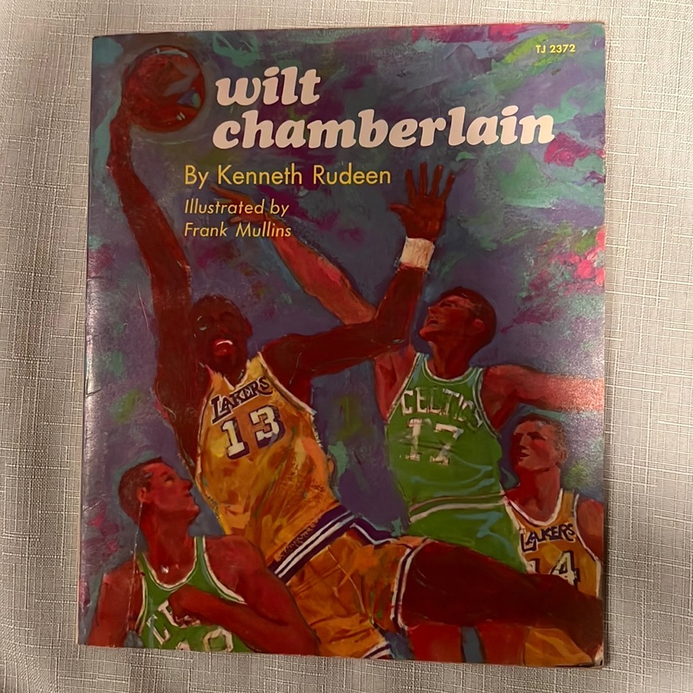 Vintage Wilt Chamberlain childrens Scholastic book 1973